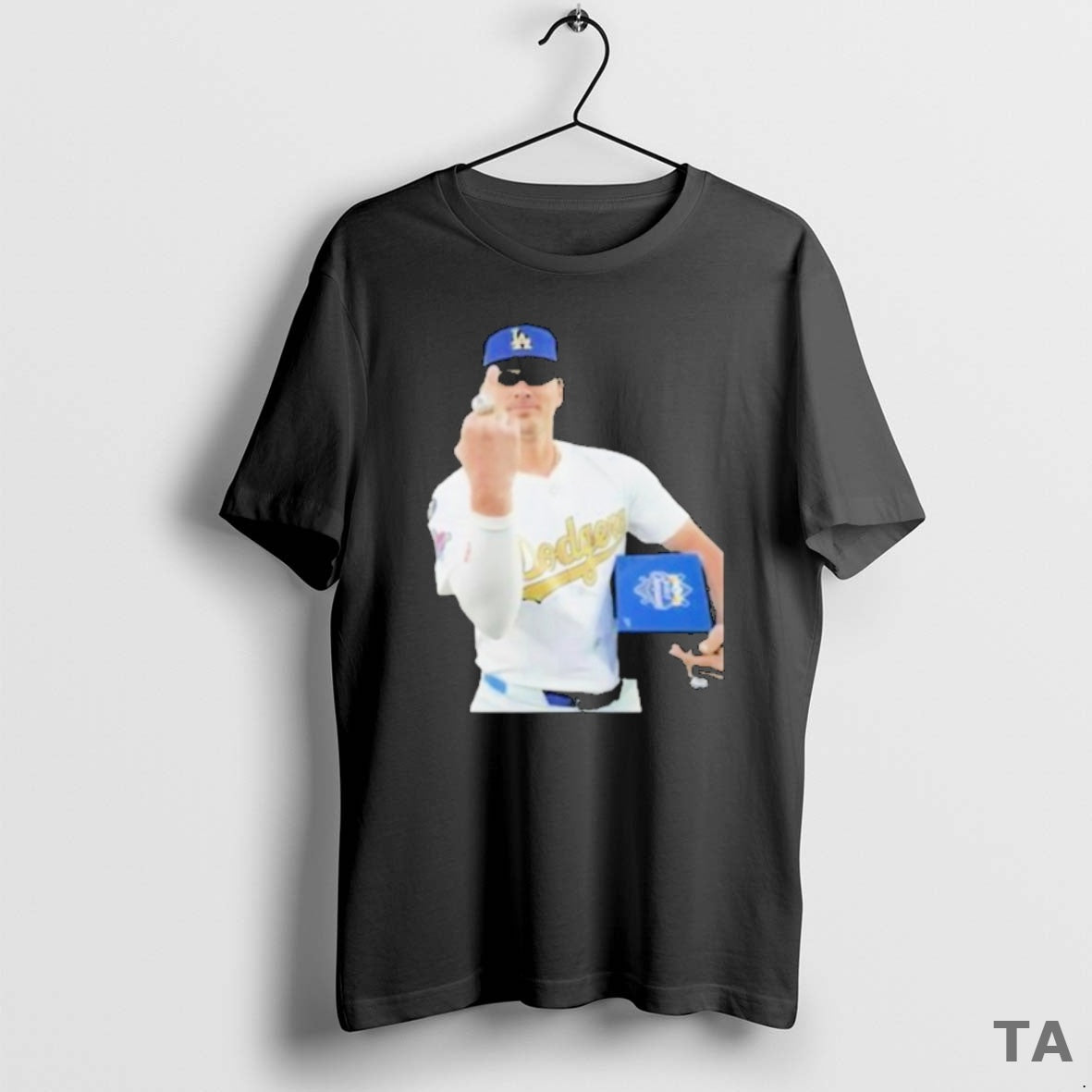 Top Kike Hernandez Middle Finger Ring Los Angeles Dodgers 2025 World Series Champions