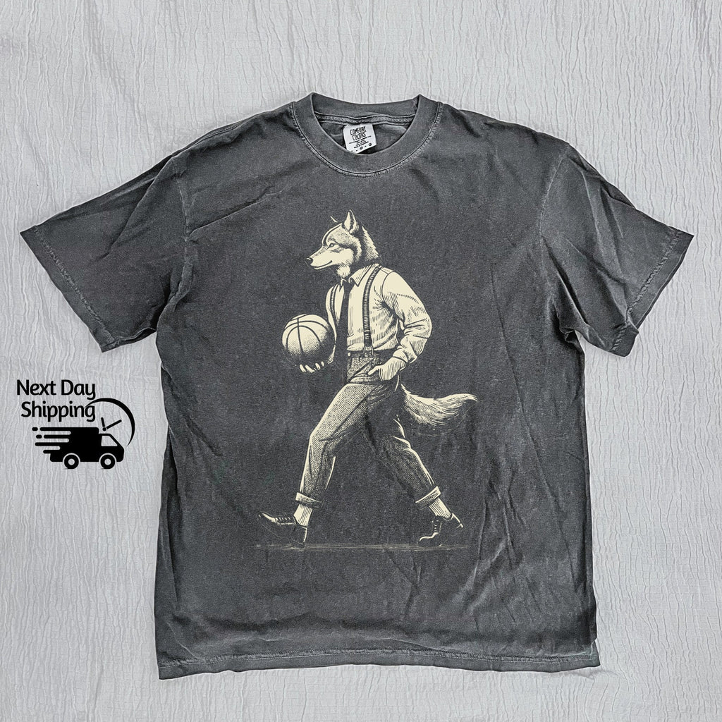 Retro Wolf Man Basketball 90s Basketball Lovers Vintage Vintage 90s Washed Distressed Basketballer (1)