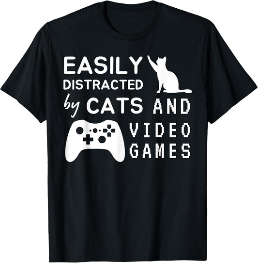 Easily distracted by cats and video games Funny cats lovers T-Shirt