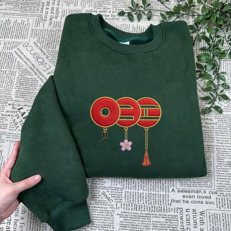 Kpop Comeback Embroidered Sweatshirt, Cute Fan Crewneck, Concert Outfit Sweatshirt, Kpop Lover Gift
