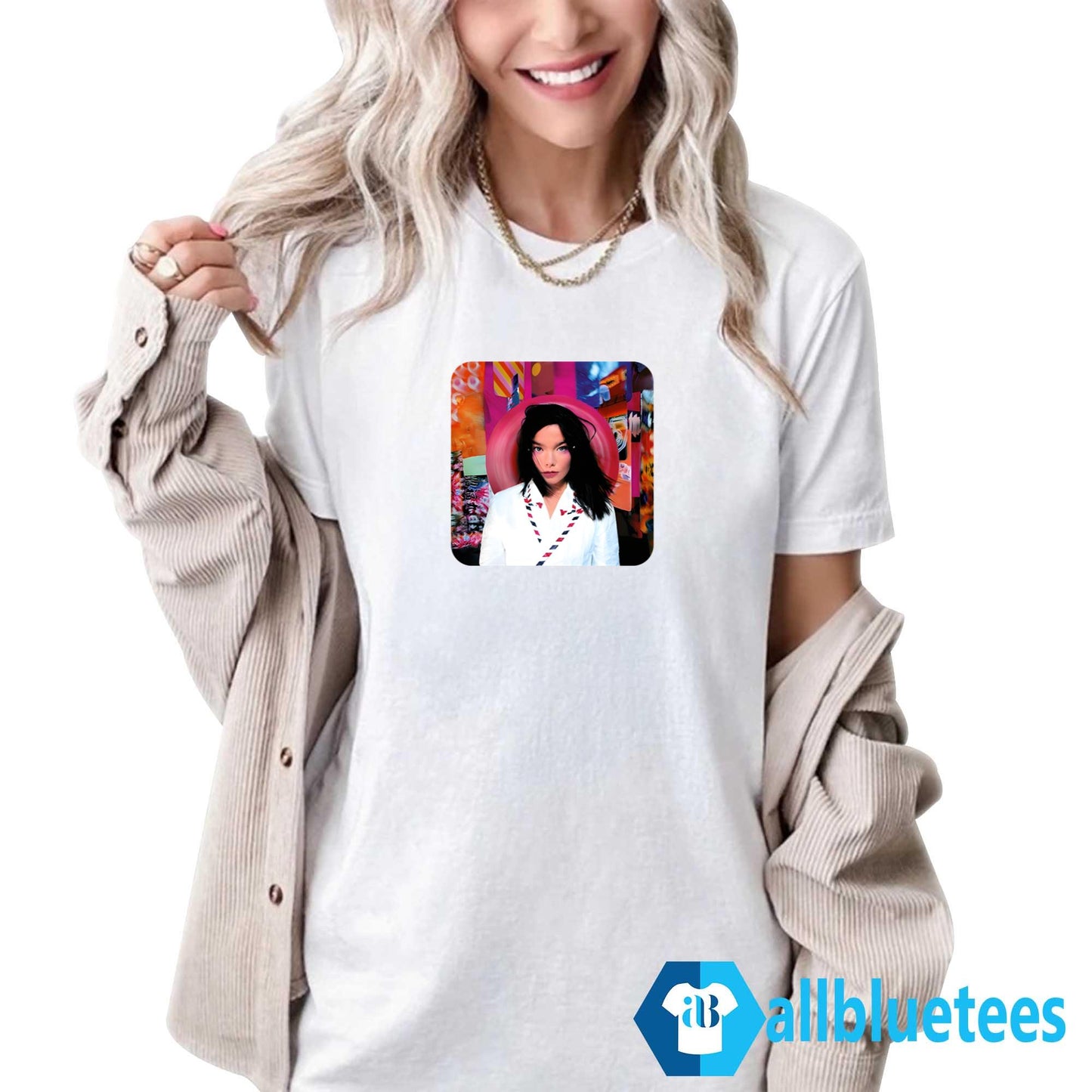 Anne Hathaway Björk Shirt