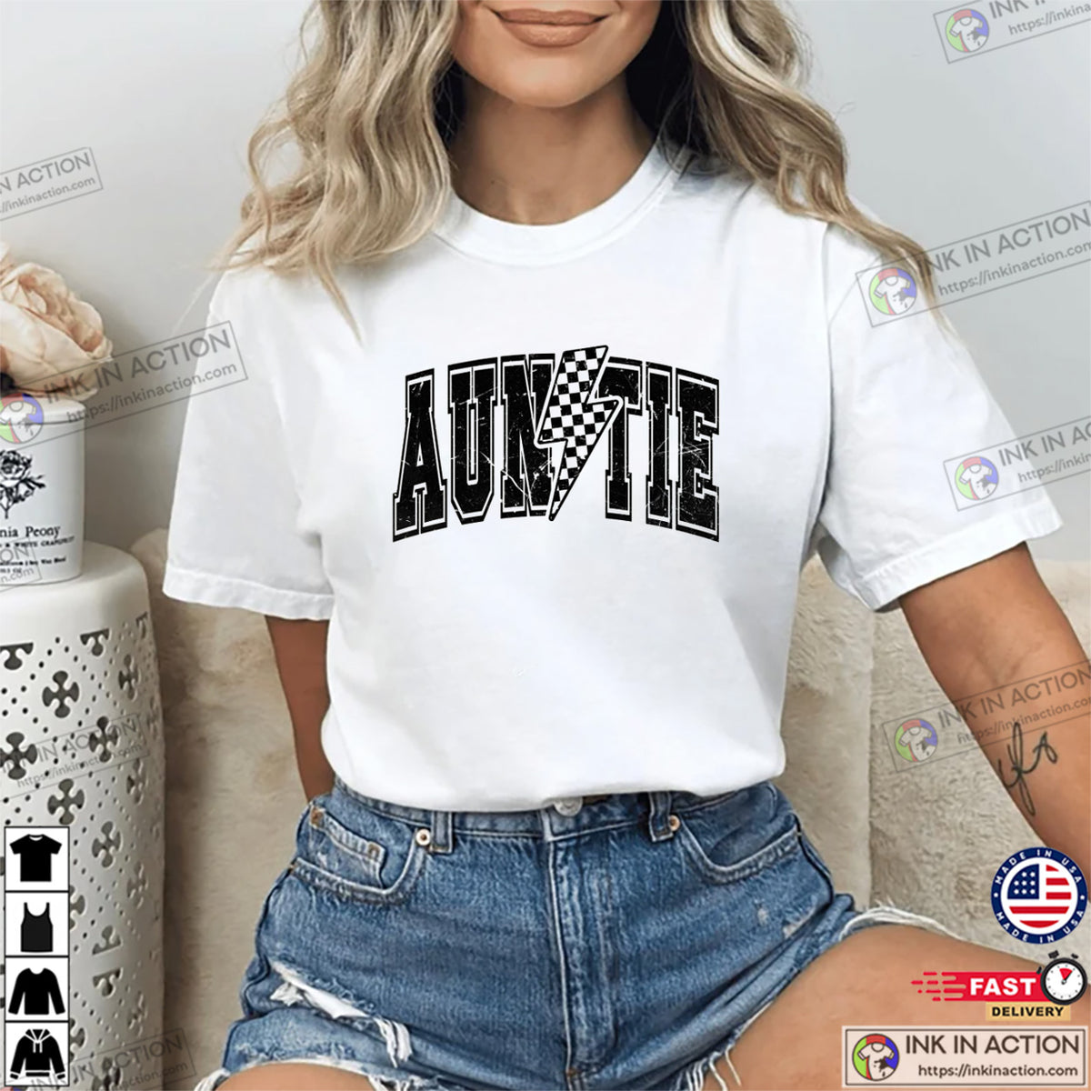 Auntie Lightning Bolt Groovy T-shirt