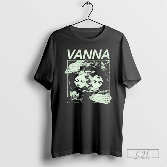 Classic Vanna Face Shirt Sweater