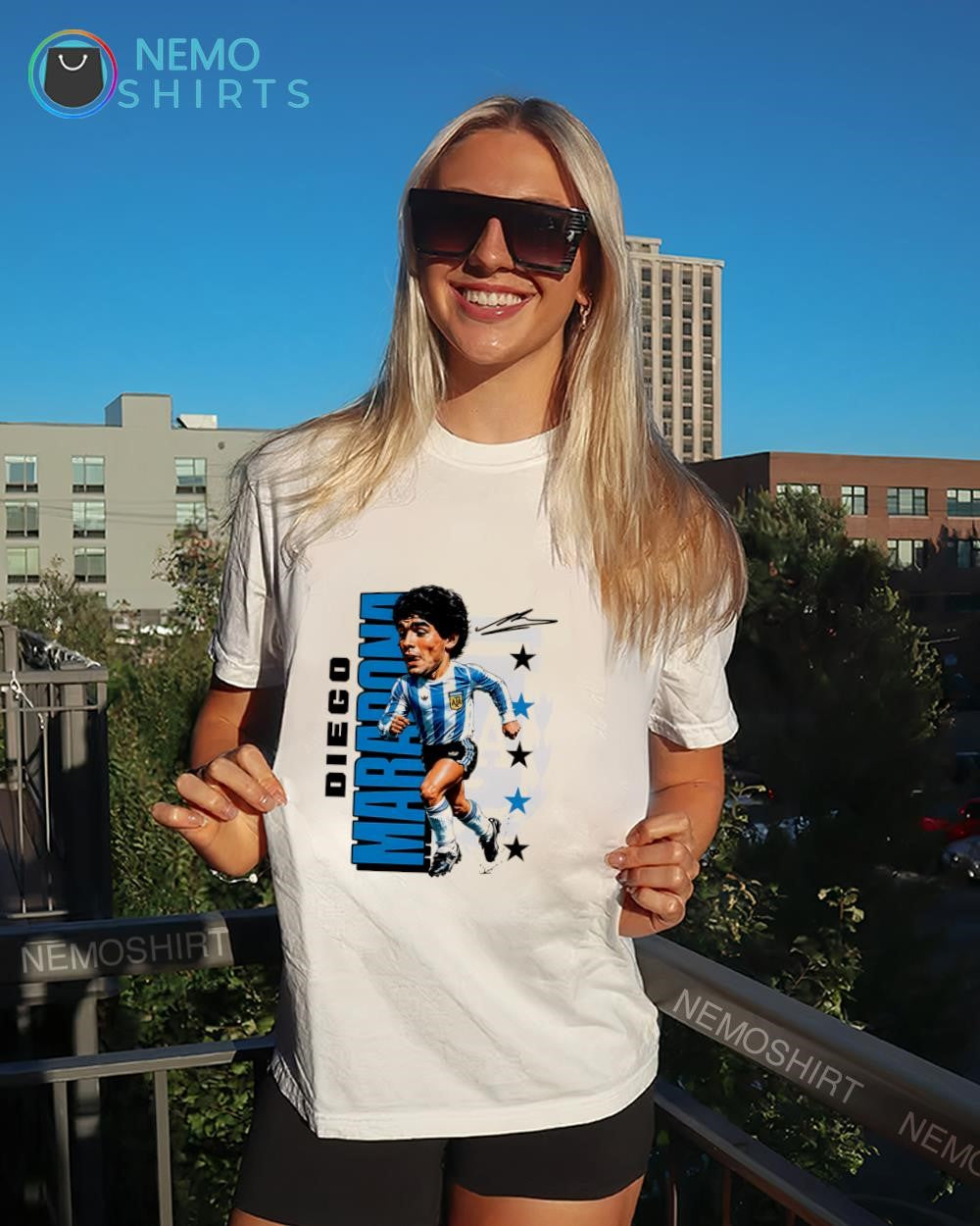 Diego Maradona Argentine football player signature shirt
