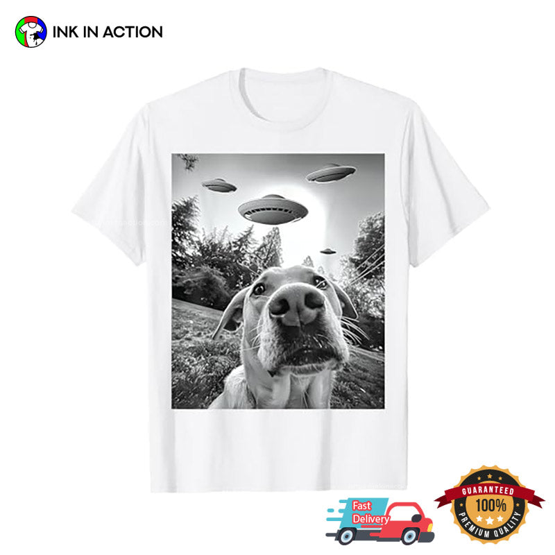 Dog Selfie With UFO Retro T-shirt