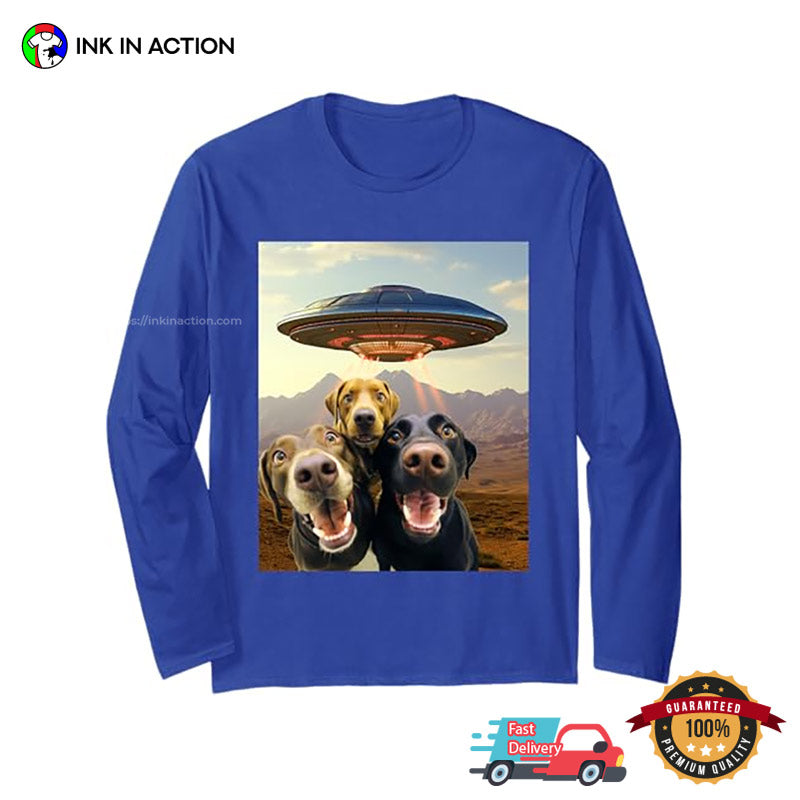 Dogs Taking Selfie With UFO Funny Alien Puppy Tee