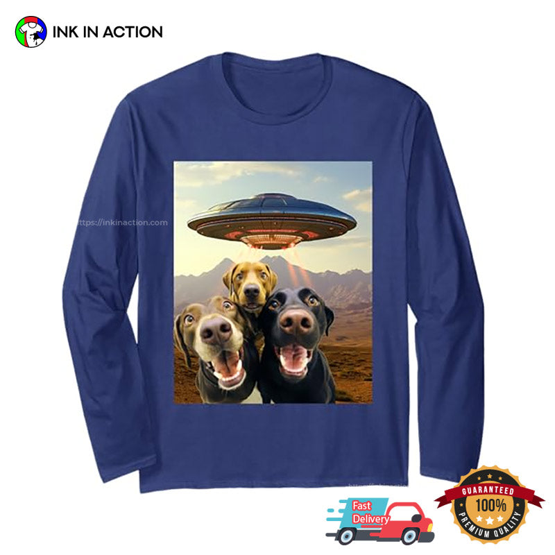 Dogs Taking Selfie With UFO Funny Alien Puppy Tee