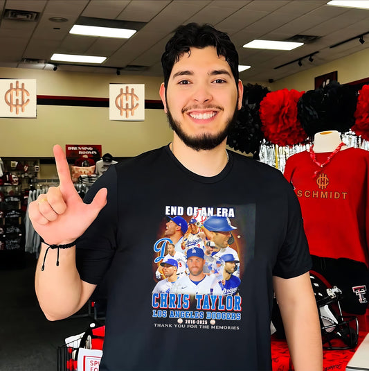 End of an era Los Angeles Dodgers Chris Taylor thank you for the memories shirt