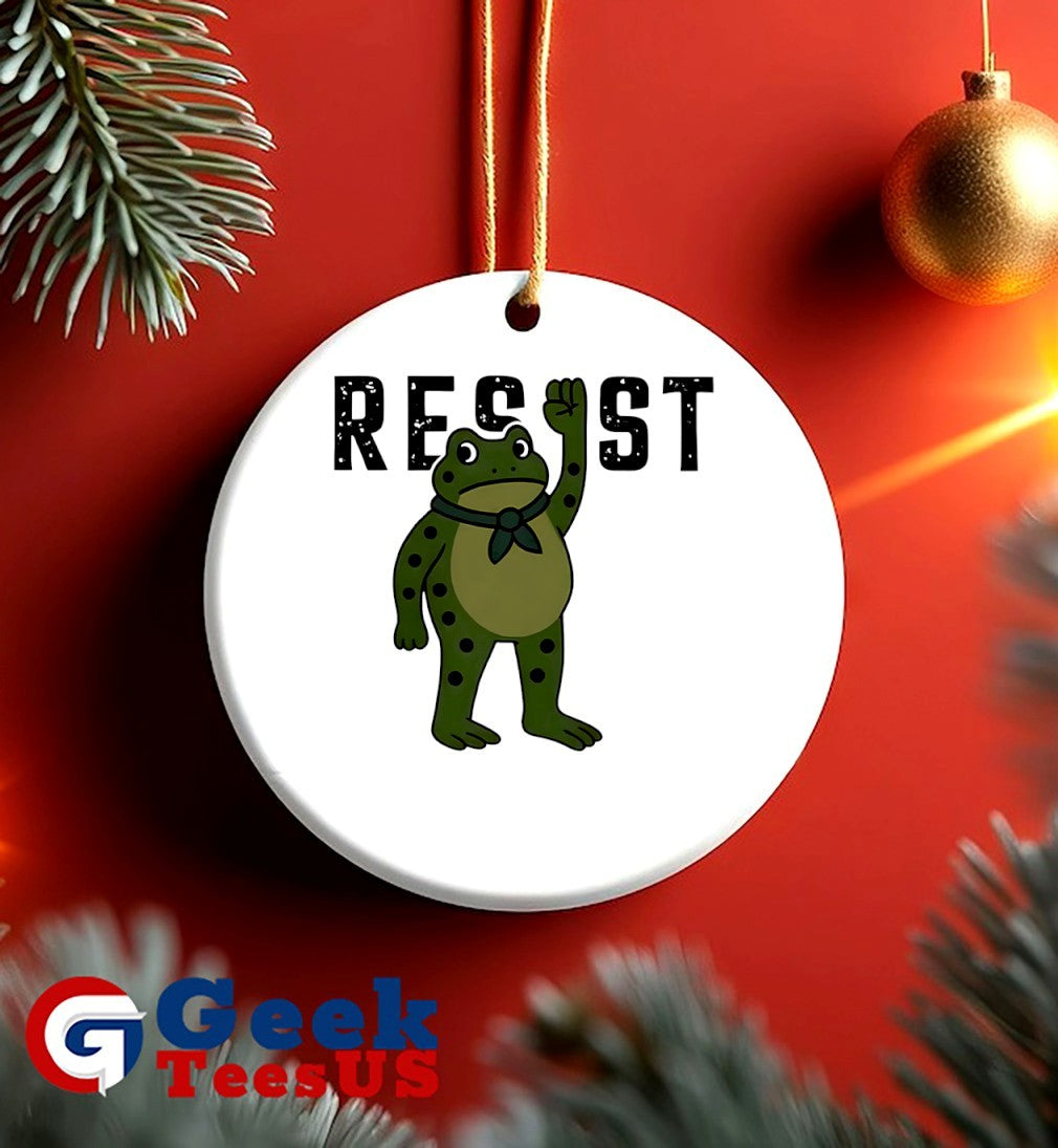 Frog stood up against Resist Portland shirt
