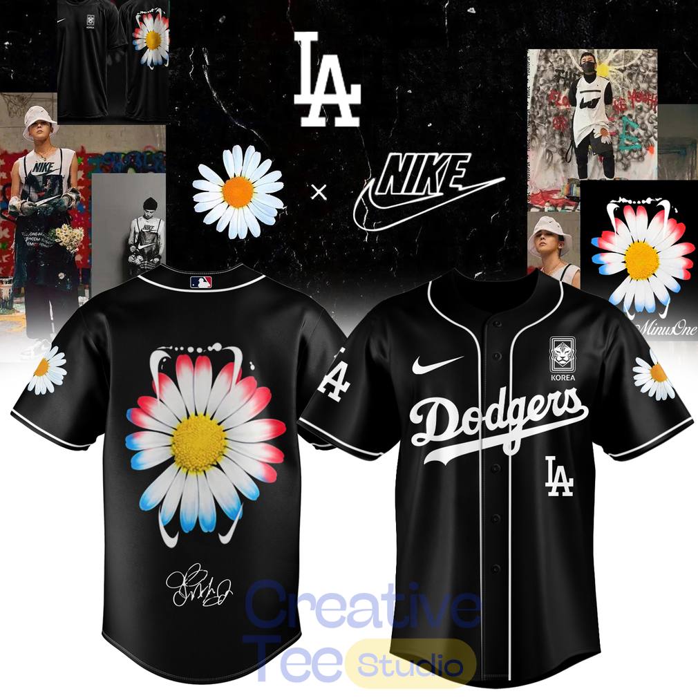 G-Dragon’s PEACEMINUSONE x Korea Football Team All Baseball Teams Jersey