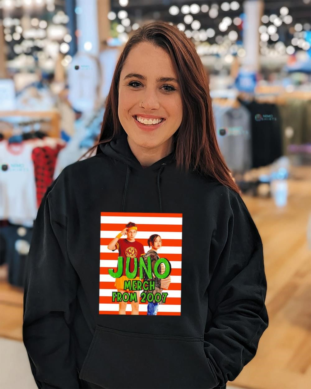 Juno 2007 film two main characters shirt