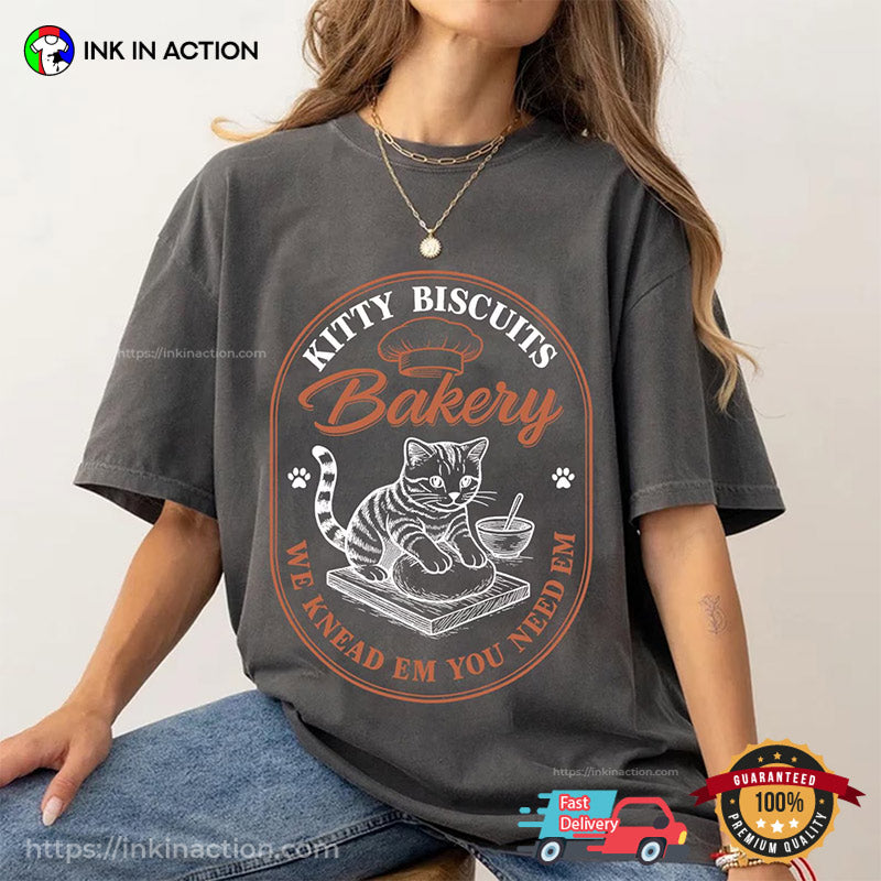 Kitty Biscuits Bakery Funny Cat Baking Comfort Colors T-shirt
