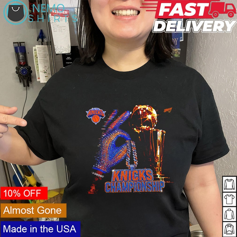 Knicks Championship New York Knicks iced-out necklace shirt