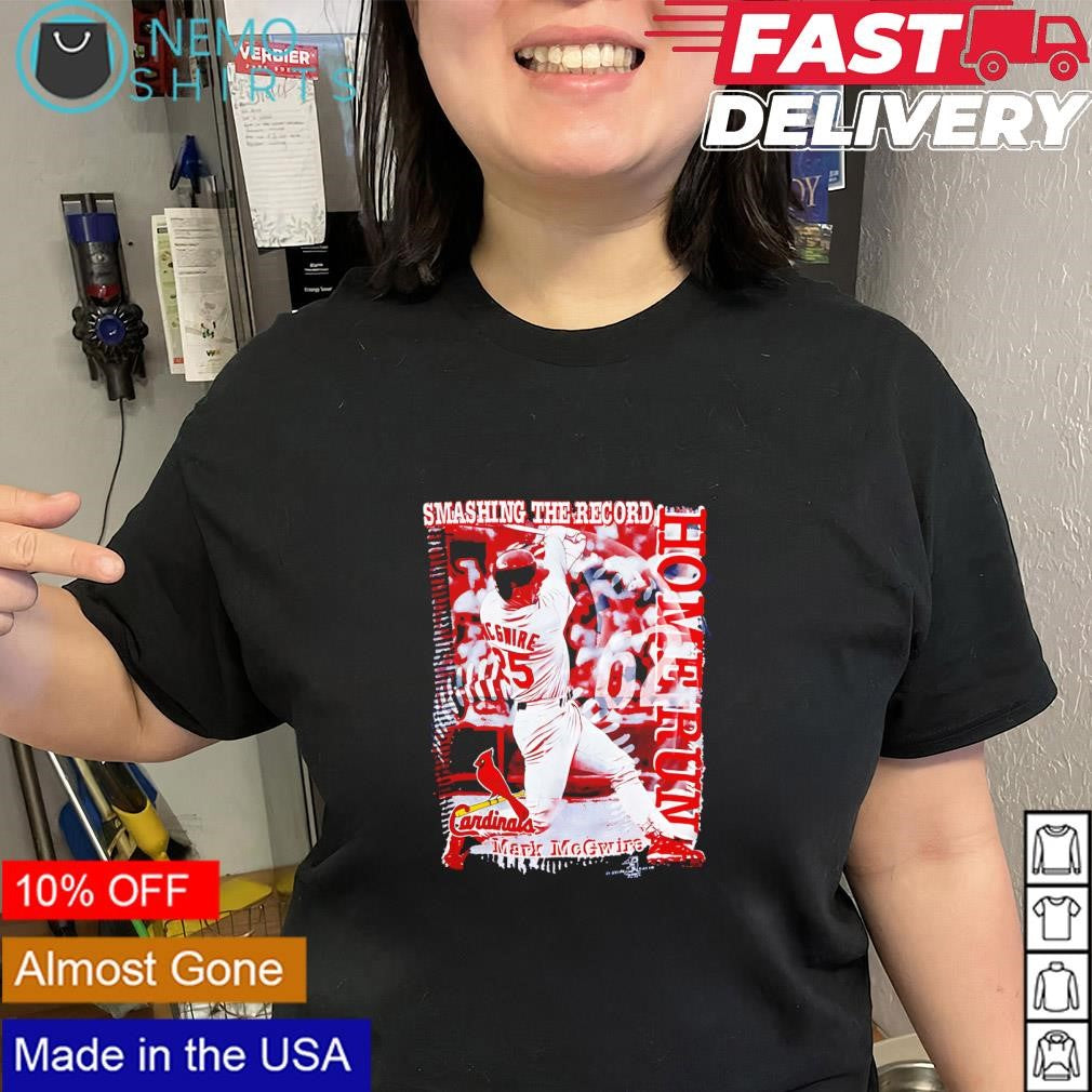 Mark McGwire Smashing the Record St. Louis Cardinals 62nd home run shirt