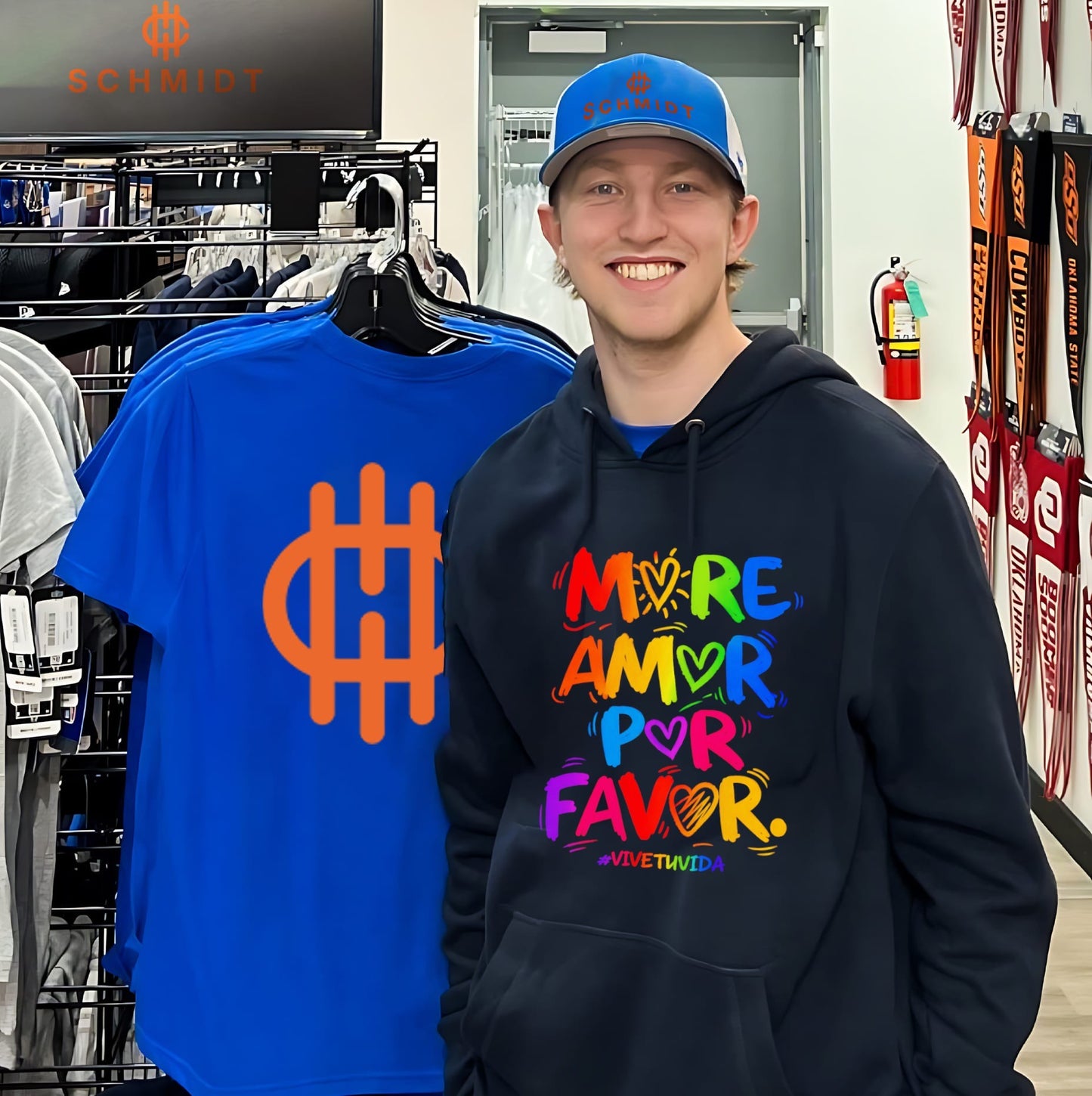 More Amor Vive Tu Vida Pride shirt