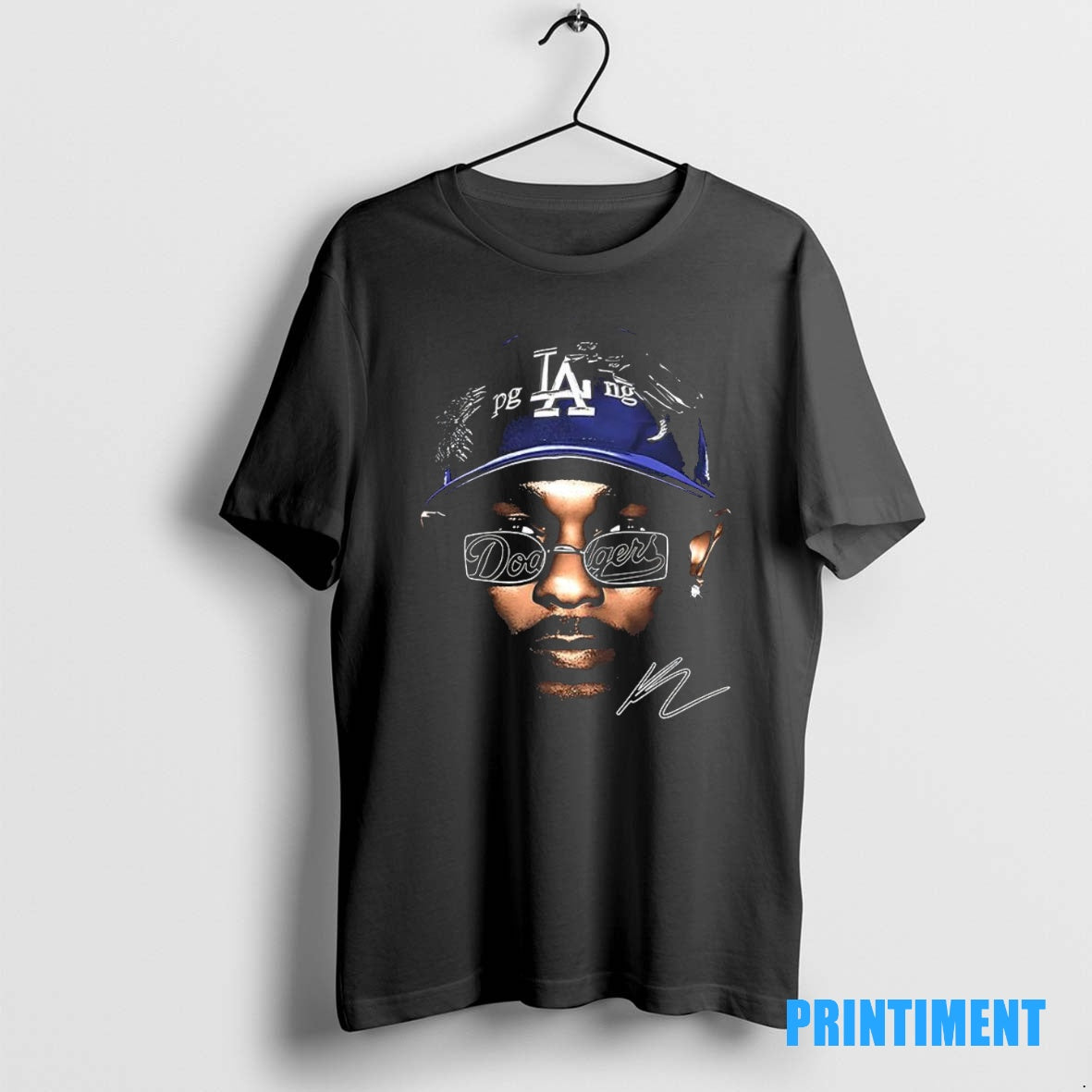 Official Kendrick Los Angeles Dodgers World Series Champions 2025 Big Face Signature Tee Sweater