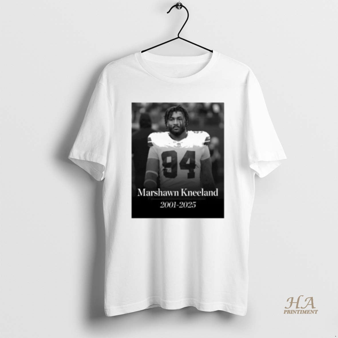 Official The Cowboys Announced Defensive End Marshawn Kneeland Died At The Age Of 24 2002