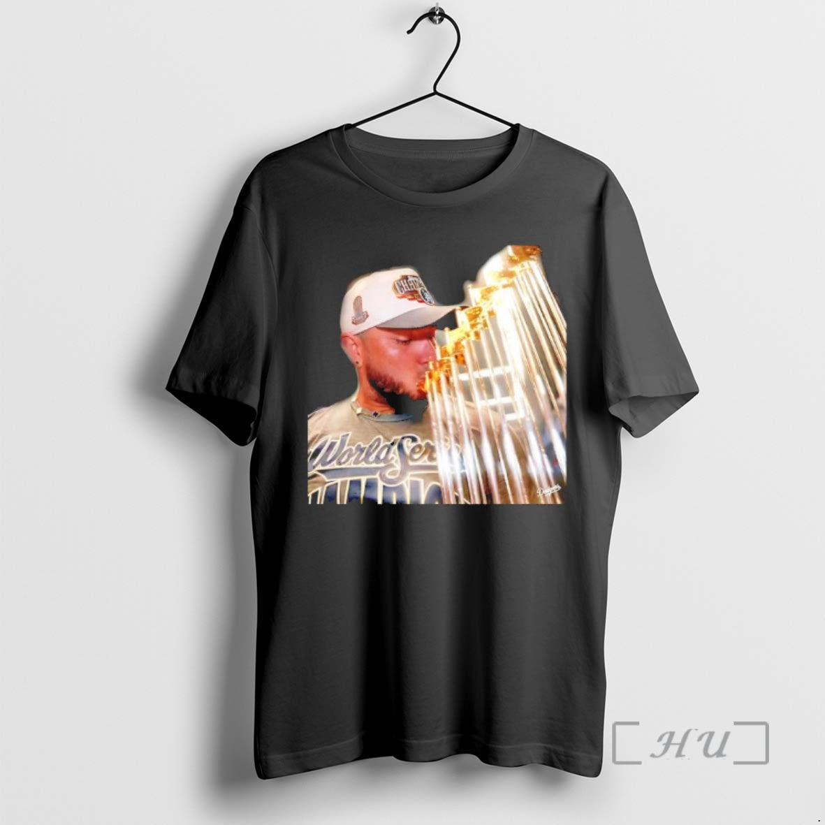 Officials 2025 World Series Champions Los Angeles Dodgers Photo Premium T Shirt Sweater