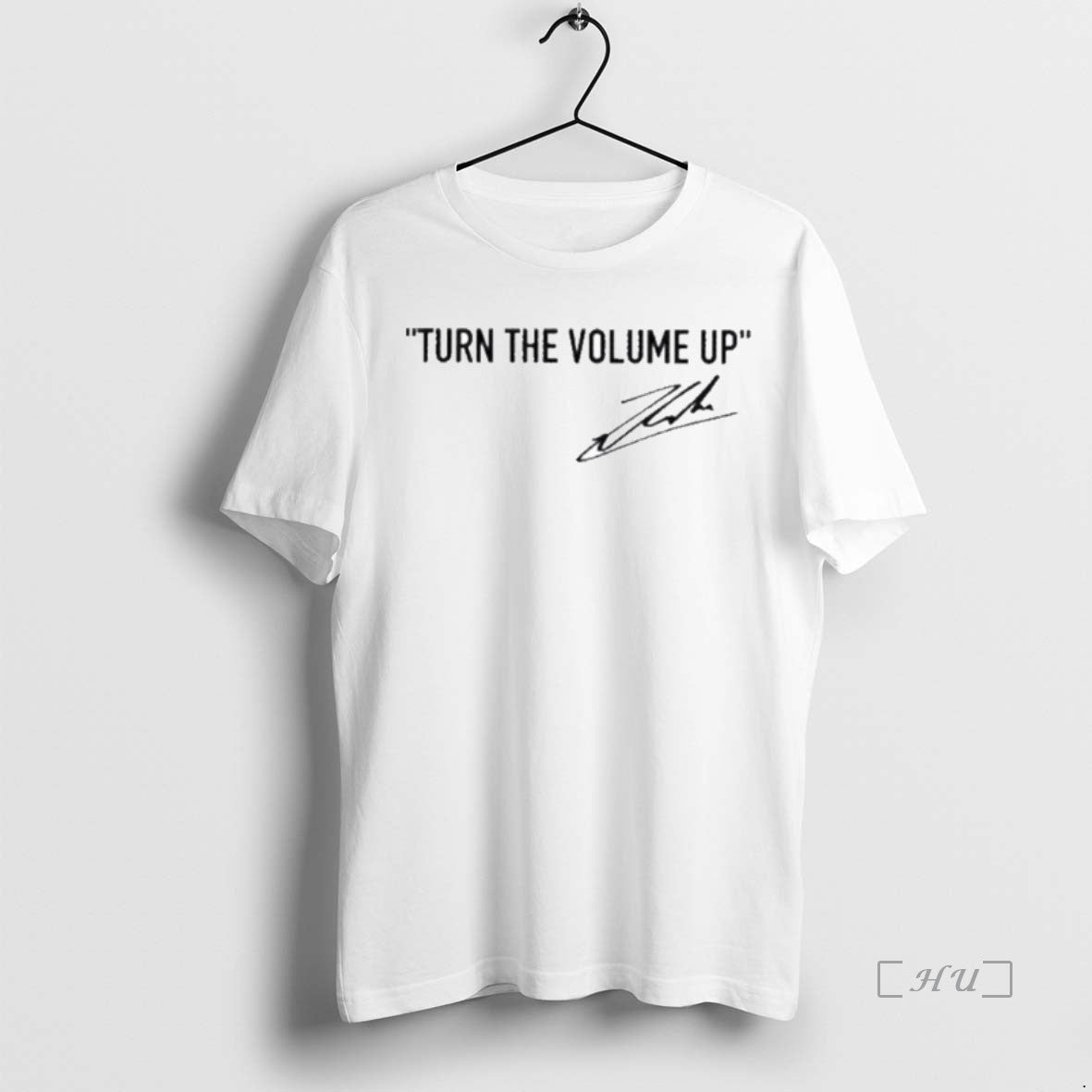 Officials Ande2pvw Zohran Mamdani Political Activist Turn The Volume Up Signature Premium T Shirts Sweater