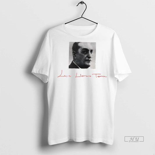 Officials Debi Tirar Mas Fotos La Residencia Luis Llorens Graphic Tee Shirt Sweater