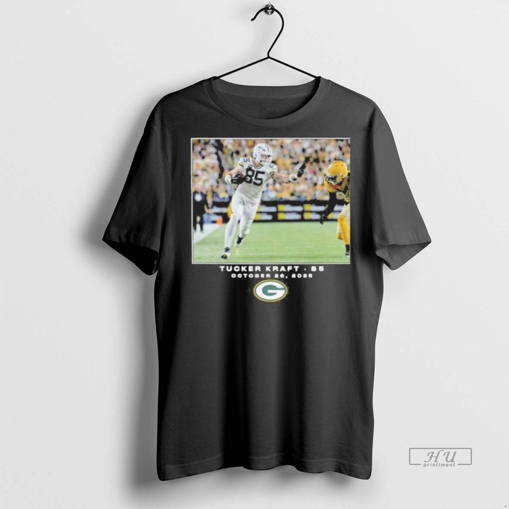 Officials Green Bay Football Packers Tucker Kraft Flash Features Week 8 Tee Shirt Sweater