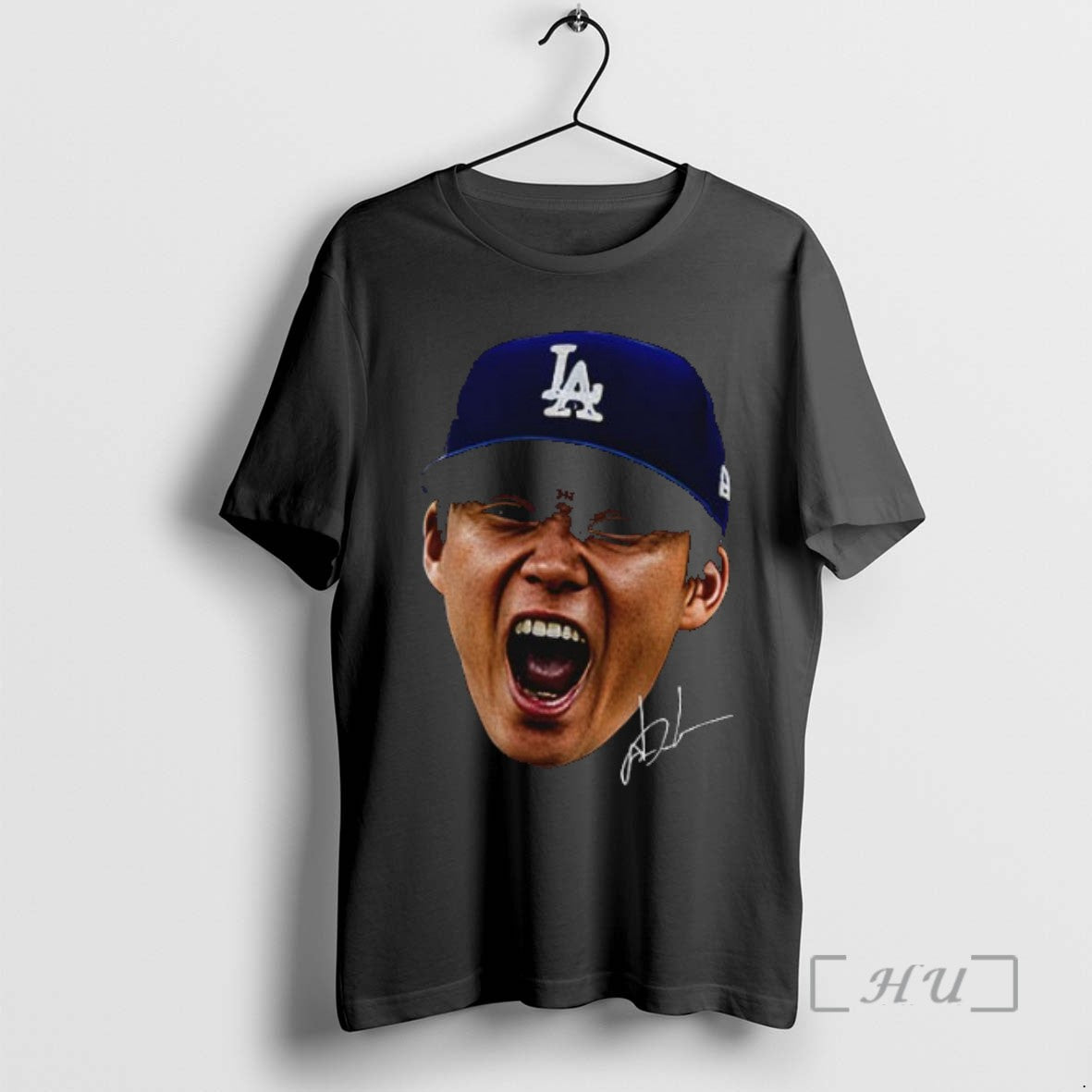 Officials La Dodgers Yoshinobu Yamamoto Japanese Pitcher Signature T Shirt Sweater