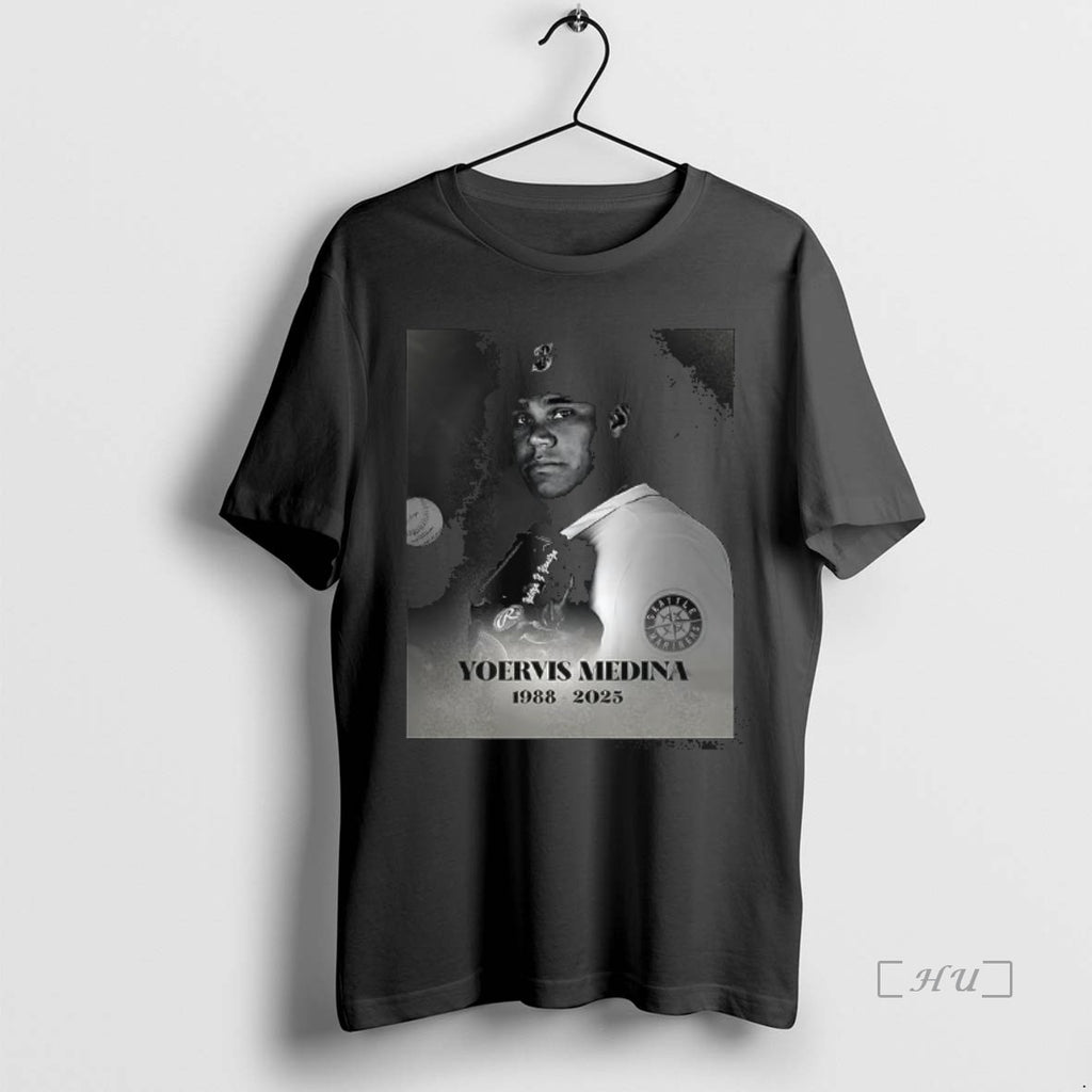 Officials Rest In Peace Yoervis Medina 1988 2025 Premium T Shirt Sweater