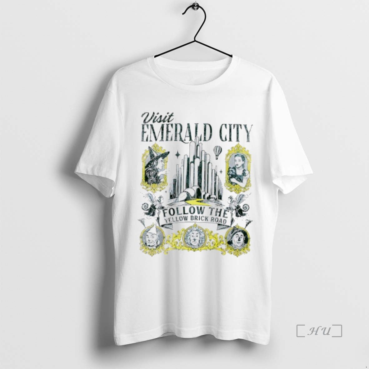 Officials The Wizard Of Oz Visit Emerald City Follow The Yellow Brick Road Premium