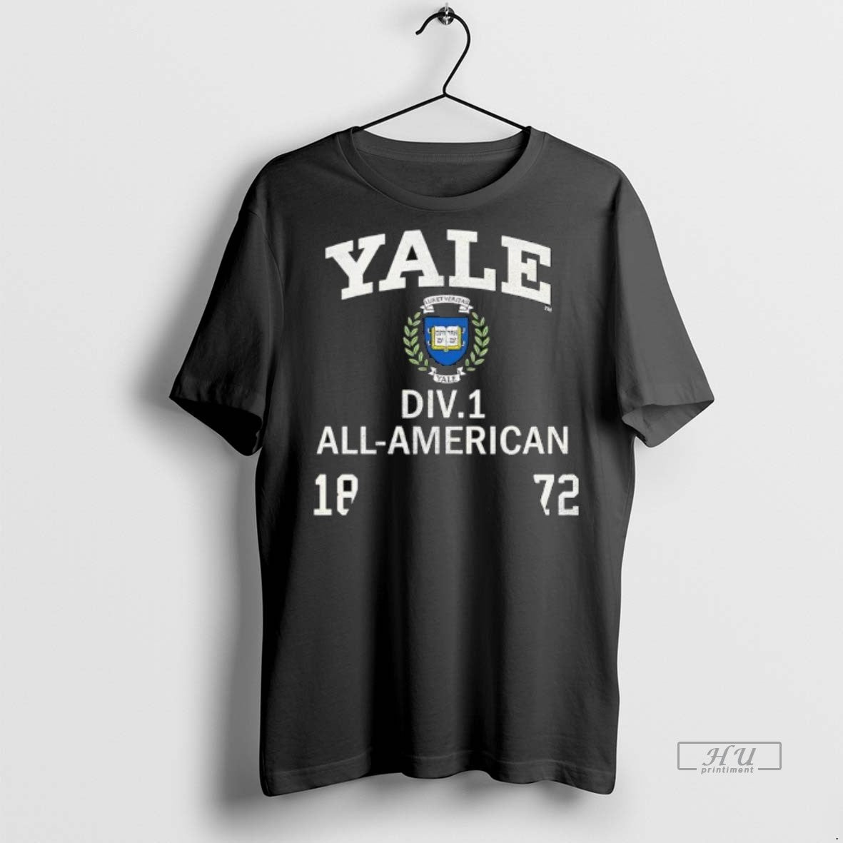 Officials Yale Div Premium Tee Shirt Sweater
