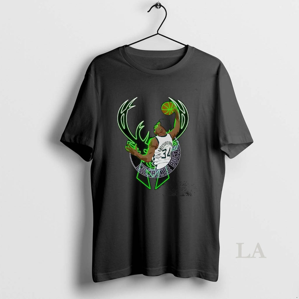 Original Giannis Antetokounmpo Milwaukee Bucks Basketball Dunk