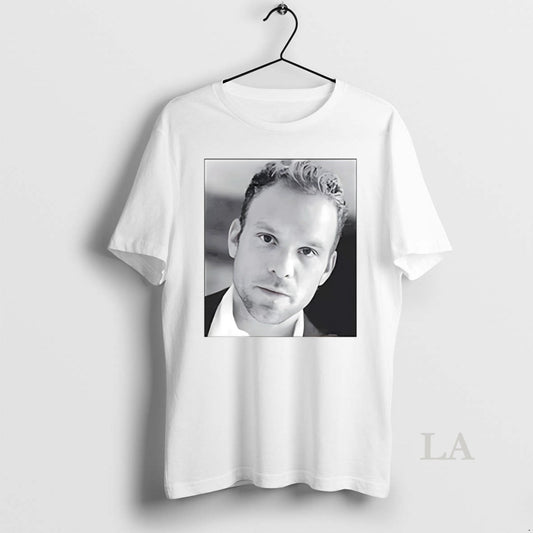 Original Jonathan Bailey Wearing Norbert Leo Butz Circle