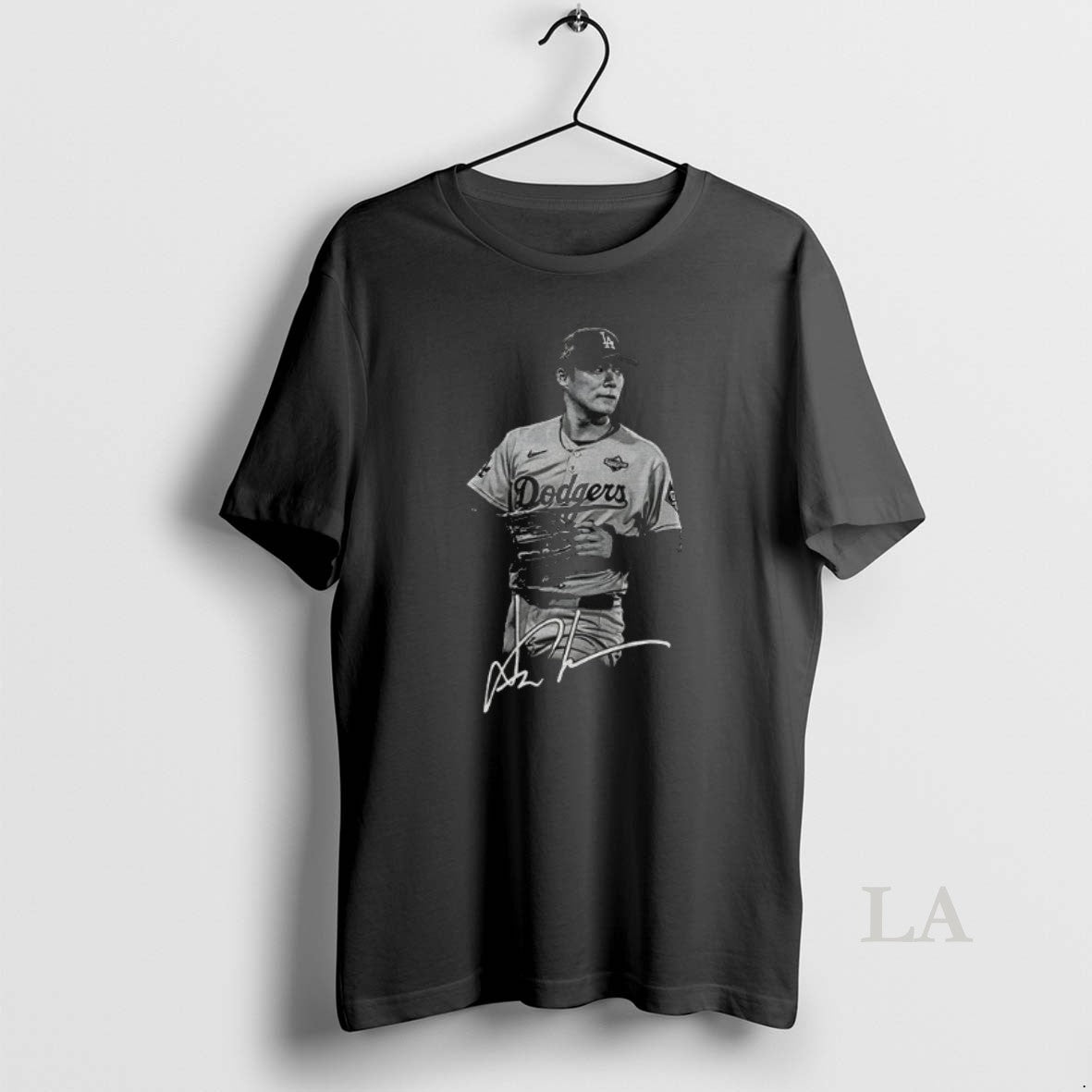 Original Yoshinobu Yamamoto Los Angeles Dodgers Mlb World Series Champions Signature