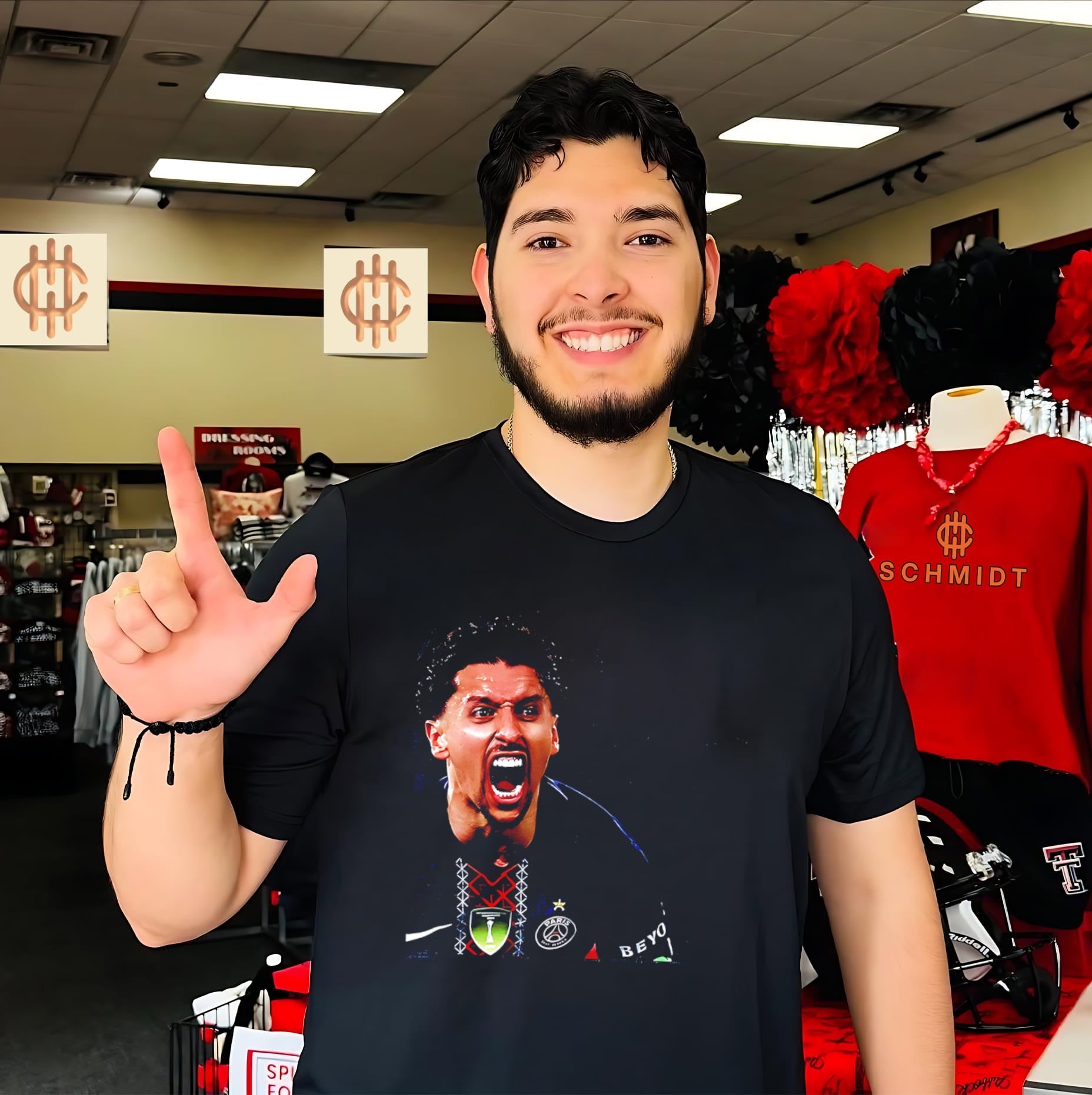 Paris Saint-Germain Marquinhos shirt