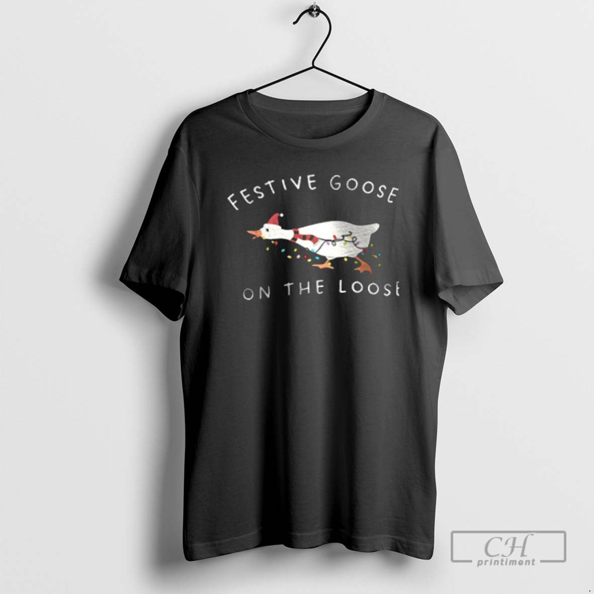 Premium Festive Goose On The Loose Christmas 2025 Shirt Sweater