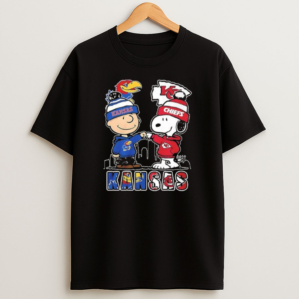 Premium Kansas Jayhawks Kansas City Chiefs Peanuts Christmas 2025 Sweatshirt Tee