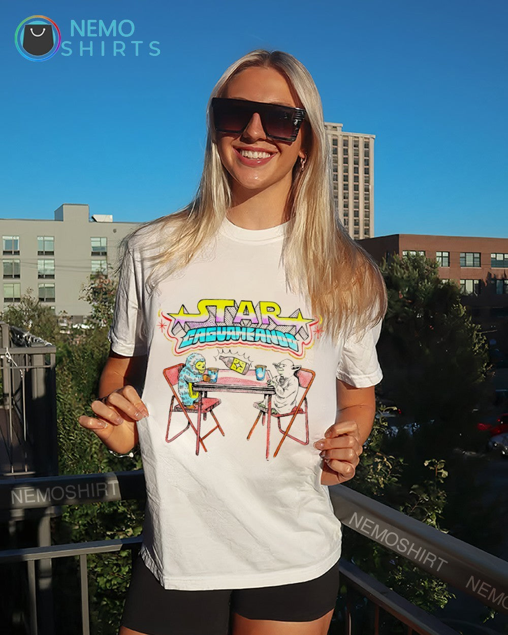 Star Caguameando Yoda and monkey sitting across shirt