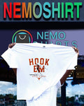 Texas Longhorns player Reese Atwood hook ’em shirt