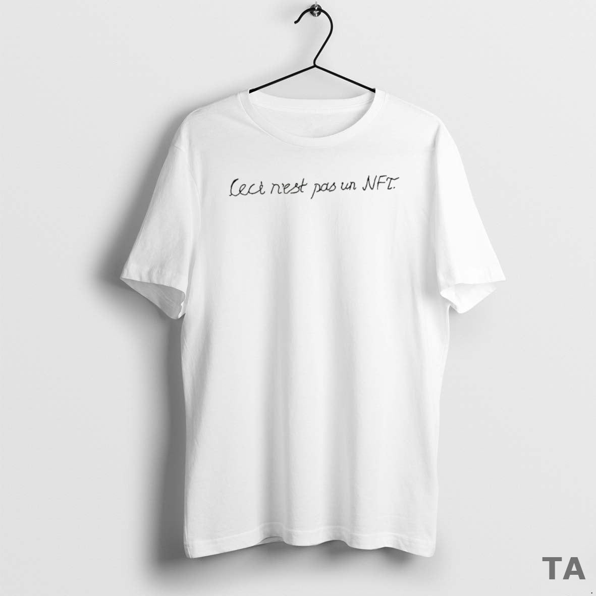Top Ceci Nest Pas Un Nft T Shirt Sweater