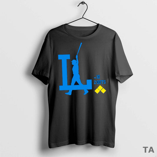Top Dodgers La Freddie Freeman Silhouette 2 Outs T Shirt Sweater
