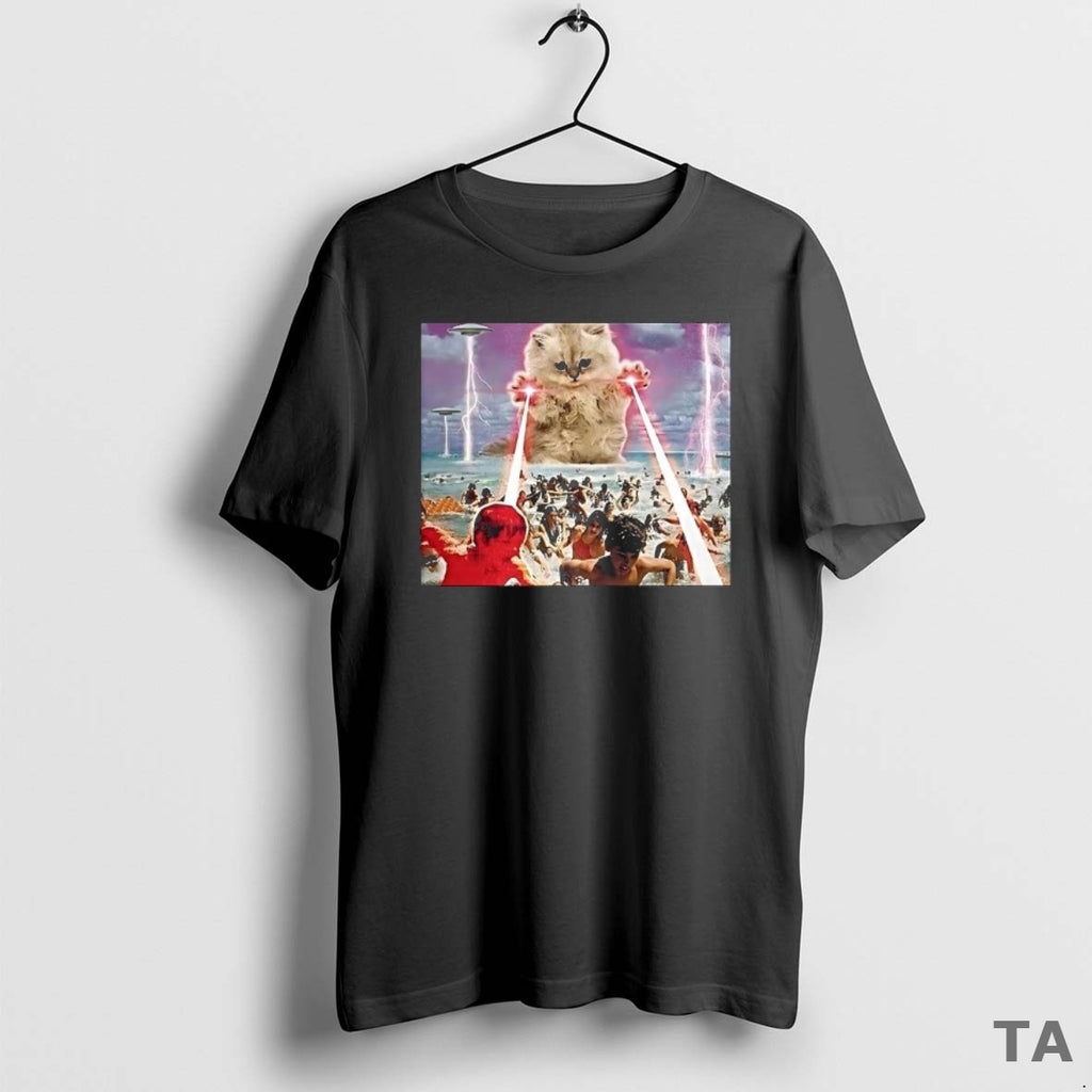 Top Giant Cat Attacking Laser Ufo T Shirt Sweater