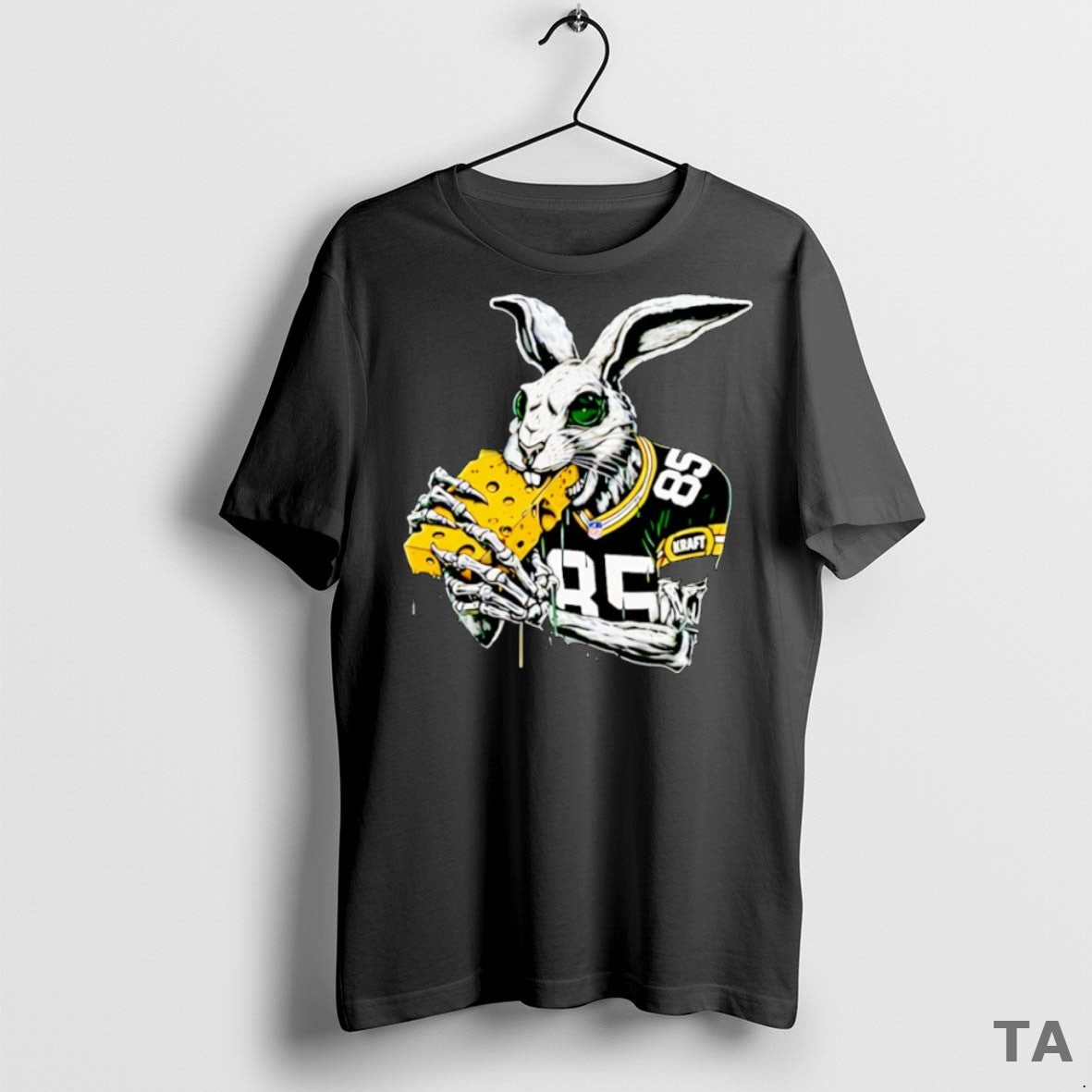 Top Tucker Kraft White Pack Rabbit Green Bay Packers T Shirt Sweater
