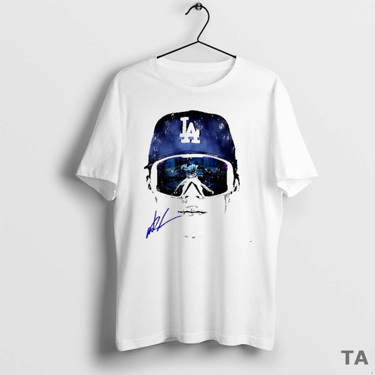 Top Yoshinobu Yamamoto Big Face 2025 World Series Champions Signature T Shirt Sweater