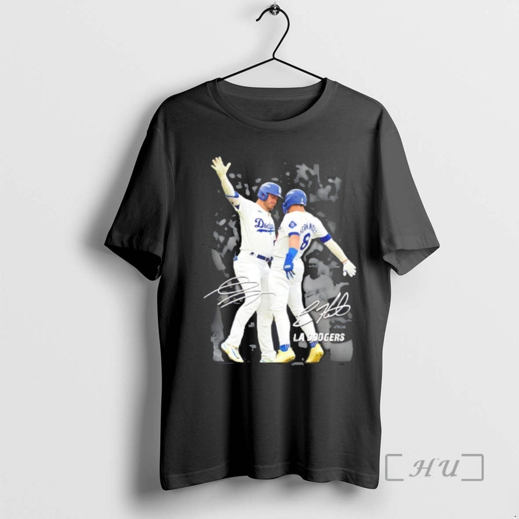 Trending Kike Hernandez And Gavin Luxs Celebration Los Angeles Dodgers Signatures Tee Shirts Sweater