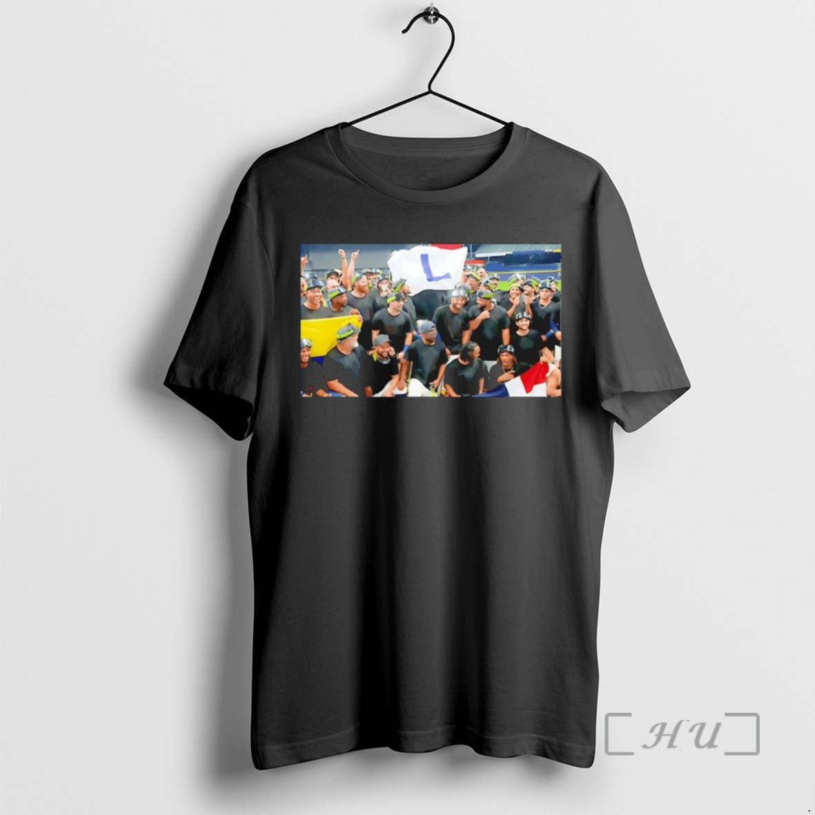 Trending Milwaukee Brewers Fly The L Tee Shirt Sweater