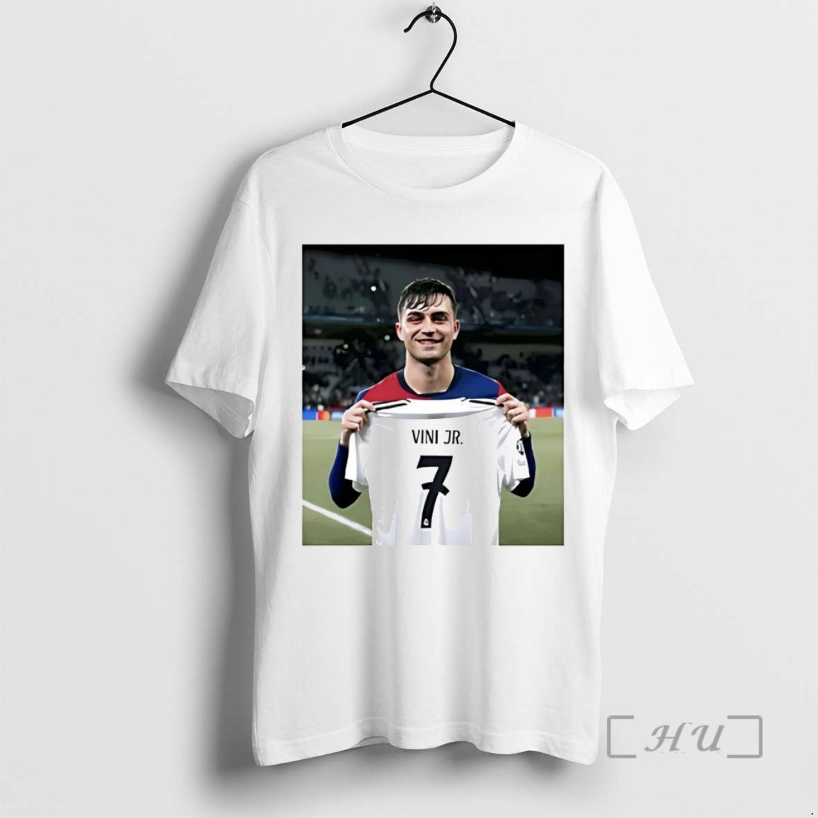 Trending Pedri Pulling Vini Jr 7 Tee Shirts Sweater