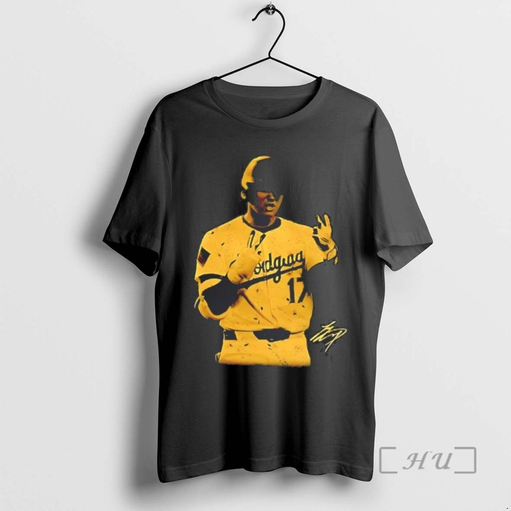 Trending Shohei Ohtani Los Angeles Dodgers Signature Vintage Tee Shirts Sweater