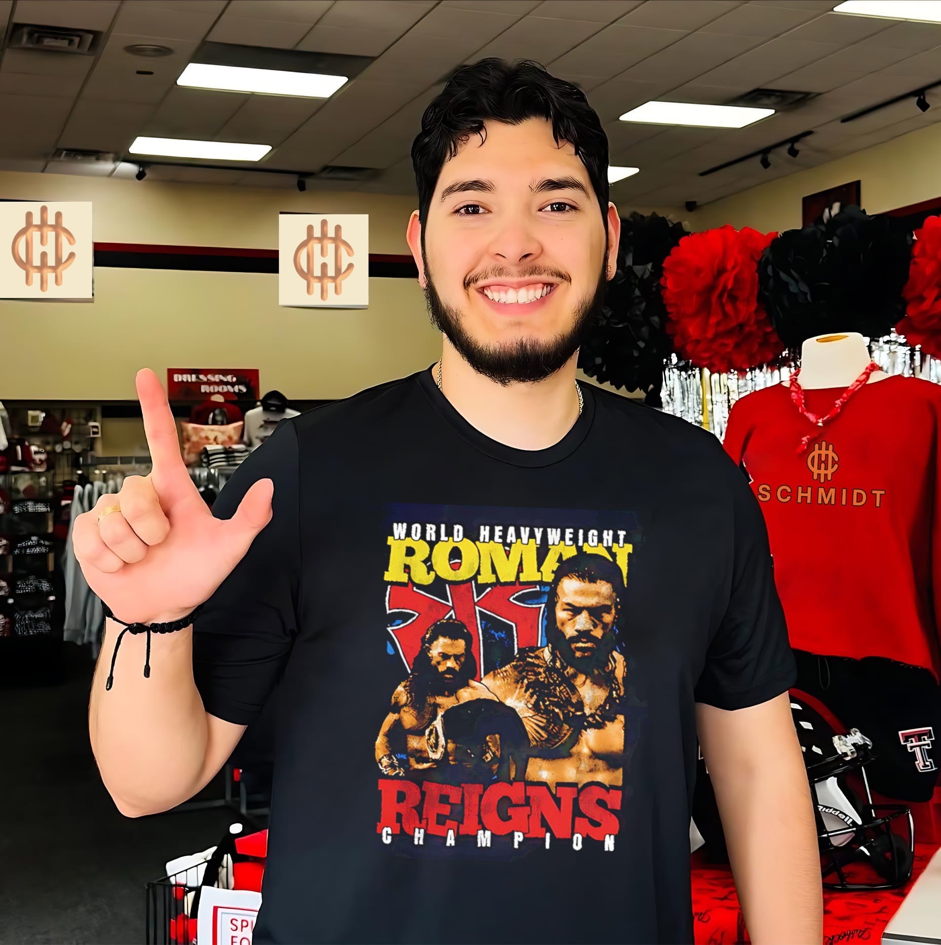 World Heavyweight Champion Roman Reigns illustration shirt