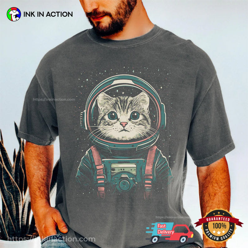 Astronaut Cat Space Retro Comfort Colors T-shirt