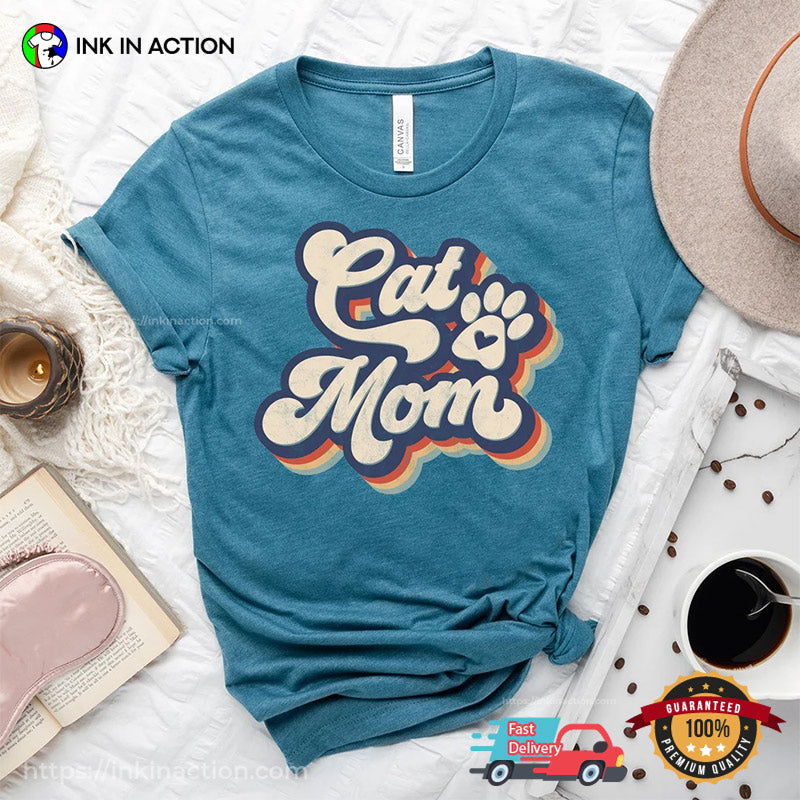Cat Mom 90s Retro Comfort Colors T-shirt