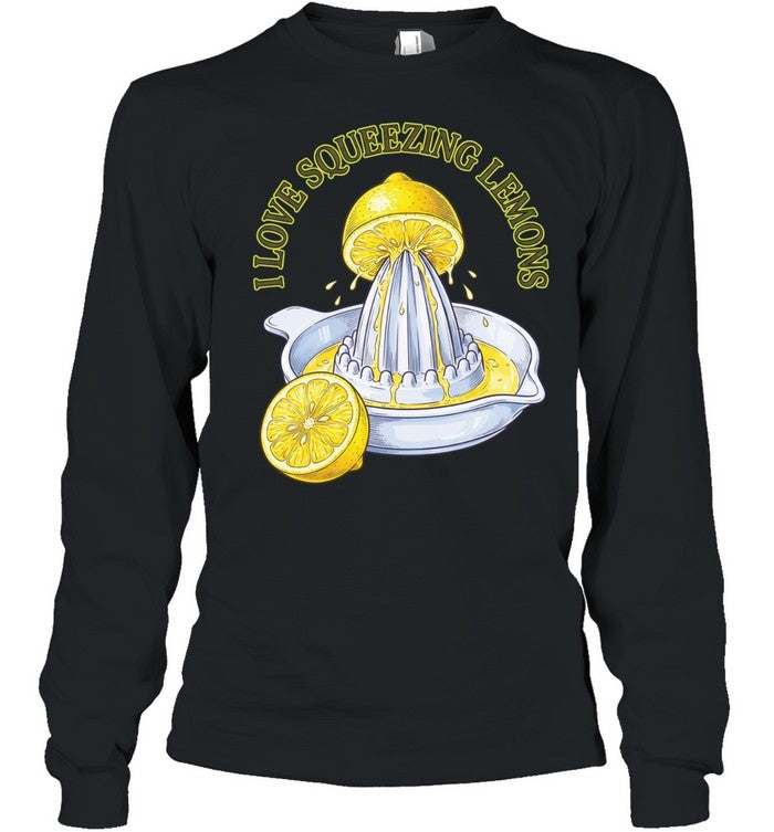 I love squeezing lemons Unisex T-Shirt